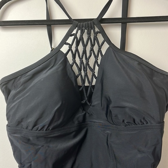 Swimsuits for all one piece - Picture 2 of 6